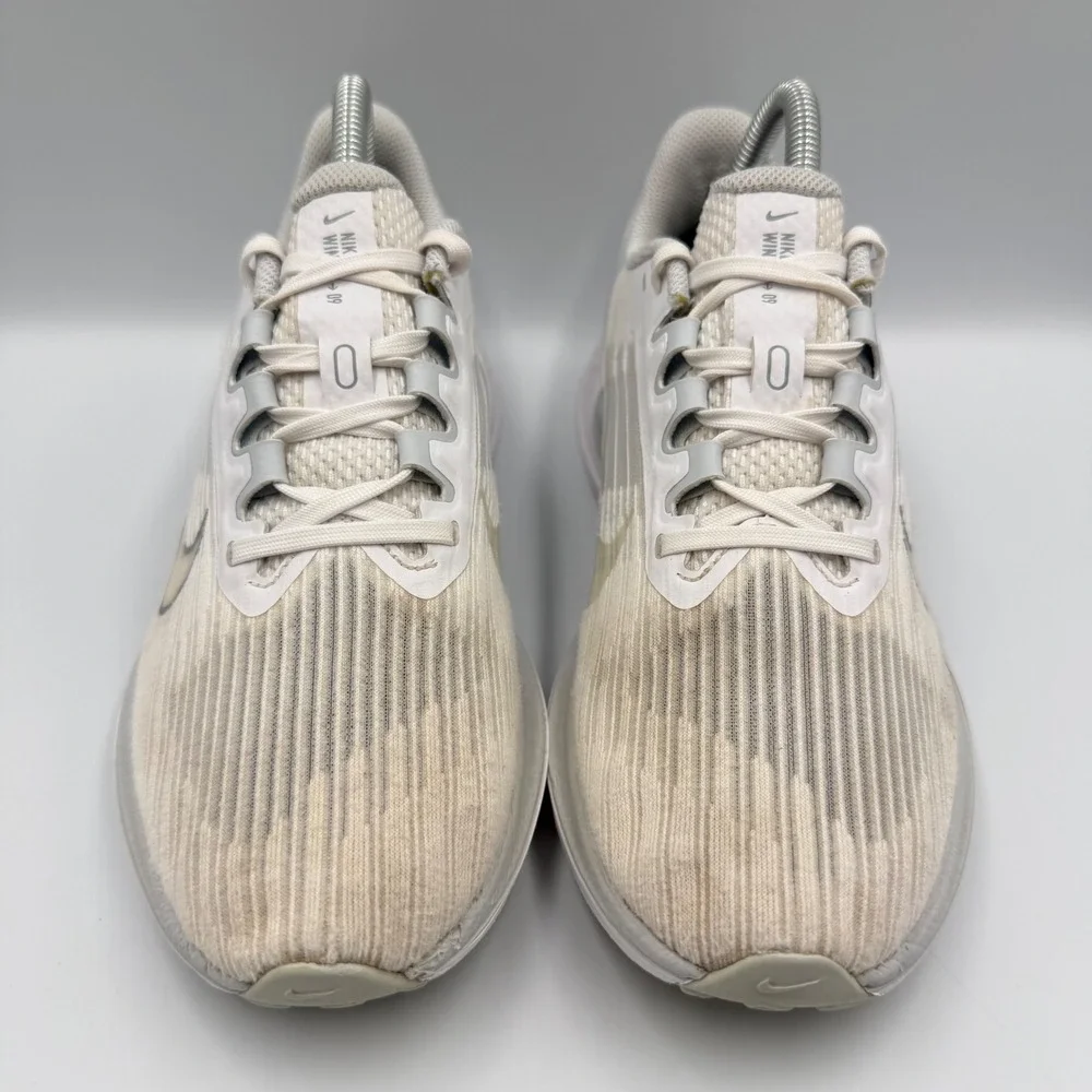 Nike Air Winflo 9 Womens Size 6.5 Running Shoes DD8686-100 White Silver